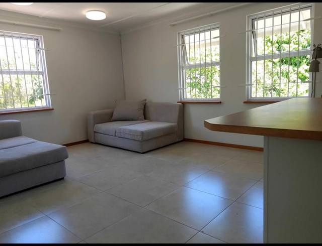 1 BEDROOM PROPERTY TO RENT IN STELLENBOSCH CENTRAL
